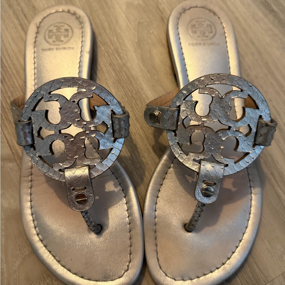 Tory Burch Silver Textured Sandals